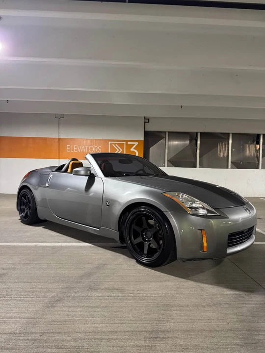 2005 Nissan 350Z 5th Gen - Image 8 of 12