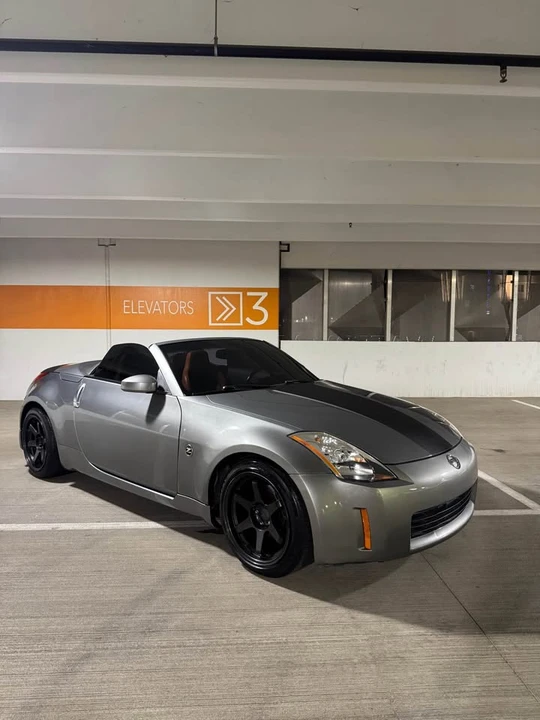 2005 Nissan 350Z 5th Gen - Image 11 of 12