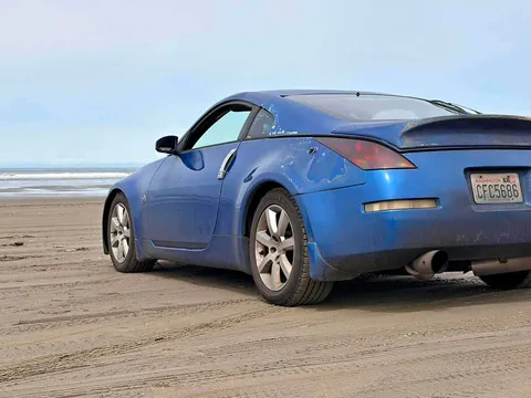 2005 Nissan 350Z 35th Anniversary Coupe 2D