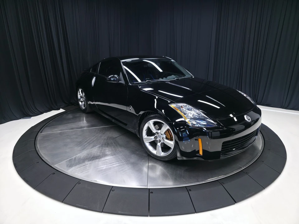 2005 Nissan 350Z 5th Gen - Image 13 of 31