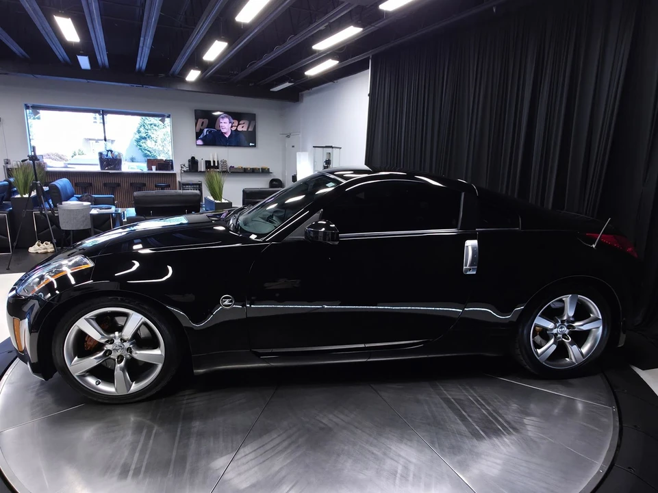 2005 Nissan 350Z 5th Gen - Image 10 of 31
