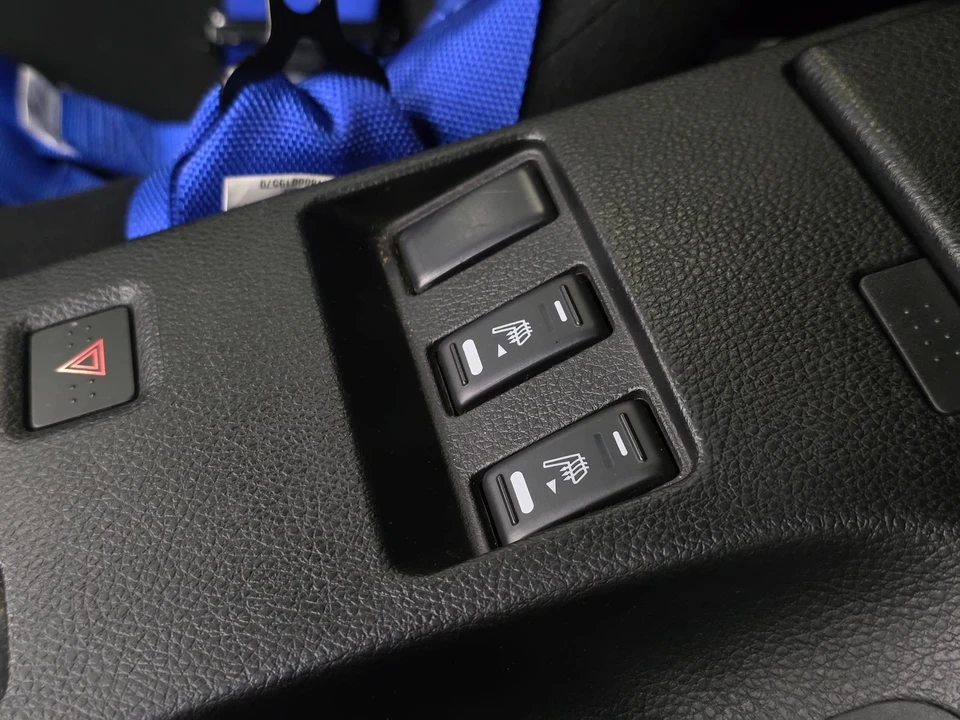 2005 Nissan 350Z 5th Gen - Image 23 of 31