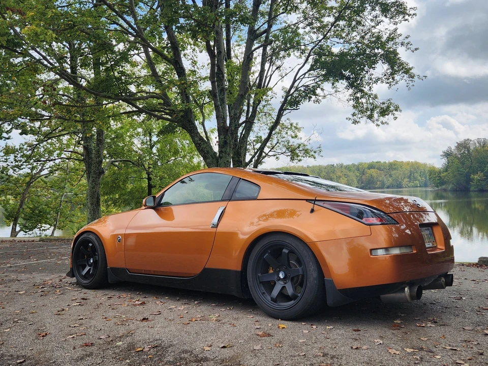 2005 Nissan 350Z 5th Gen - Image 2 of 19