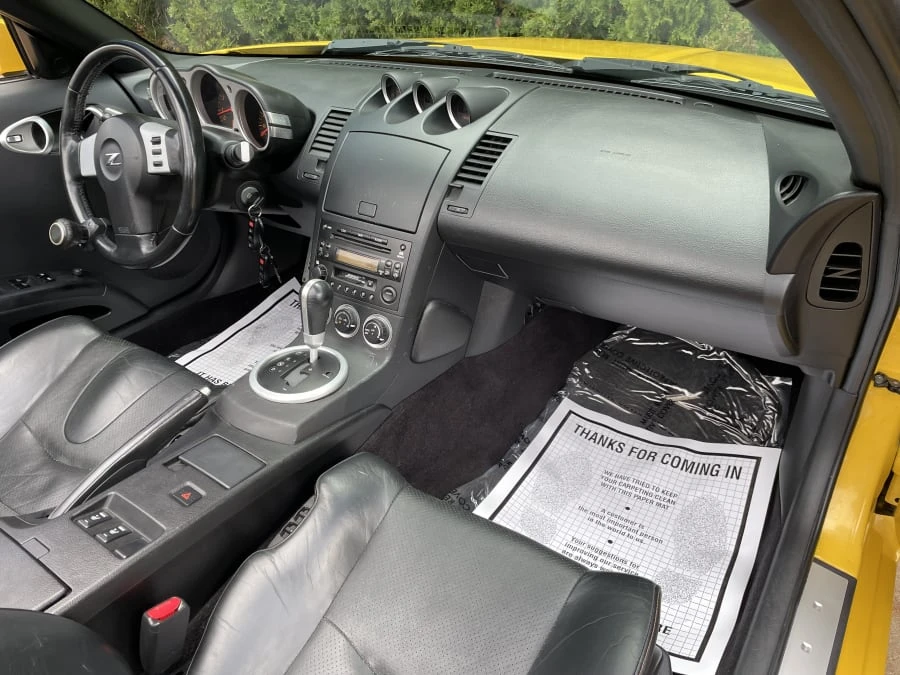 2005 Nissan 350Z 5th Gen - Image 23 of 31