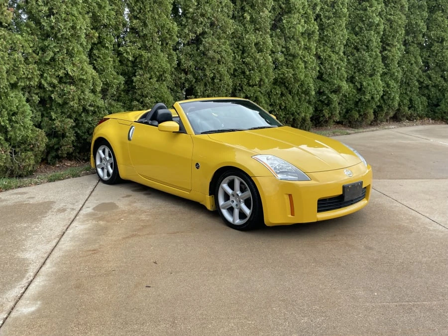 2005 Nissan 350Z 5th Gen - Image 16 of 31