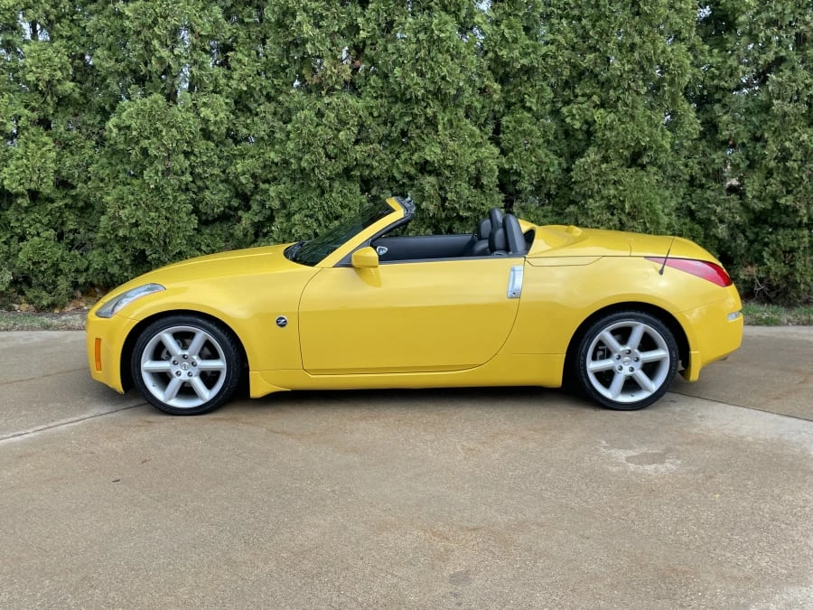 2005 Nissan 350Z 5th Gen - Image 2 of 31
