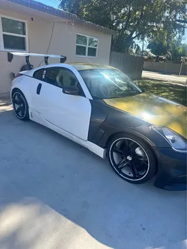 2005 Nissan 350Z Coupe 2D