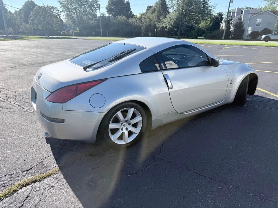 2005 Nissan 350Z 5th Gen - Image 4 of 11