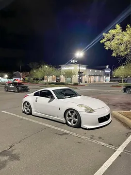 2005 Nissan 350Z Coupe 2D