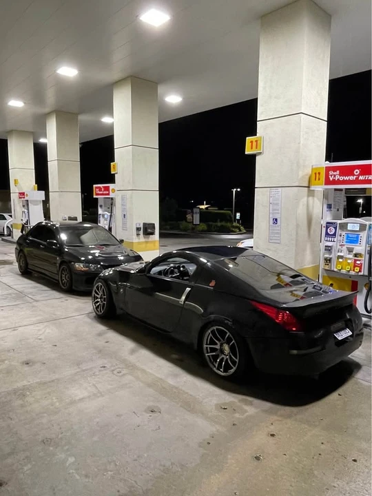 2005 Nissan 350Z 5th Gen - Image 15 of 17