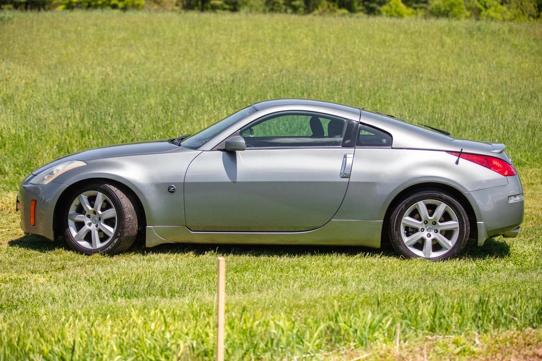 2005 Nissan 350Z 5th Gen - Image 3 of 31
