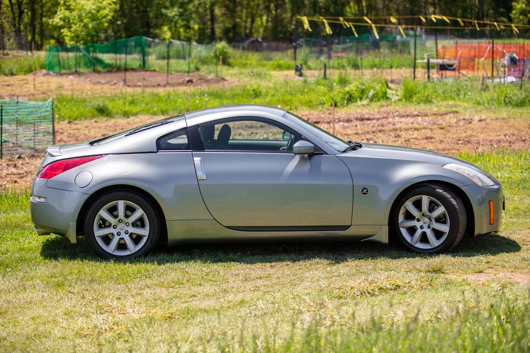 2005 Nissan 350Z 5th Gen - Image 7 of 31