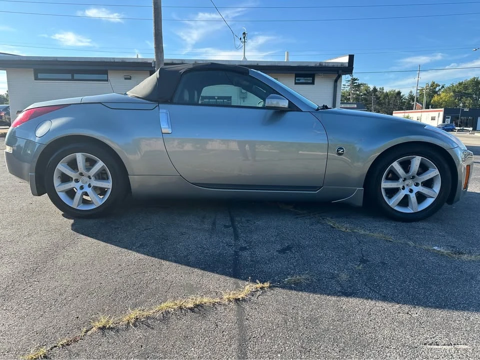2005 Nissan 350Z 5th Gen - Image 8 of 16