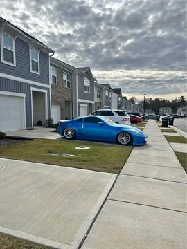 2005 Nissan 350Z Enthusiast Roadster 2D