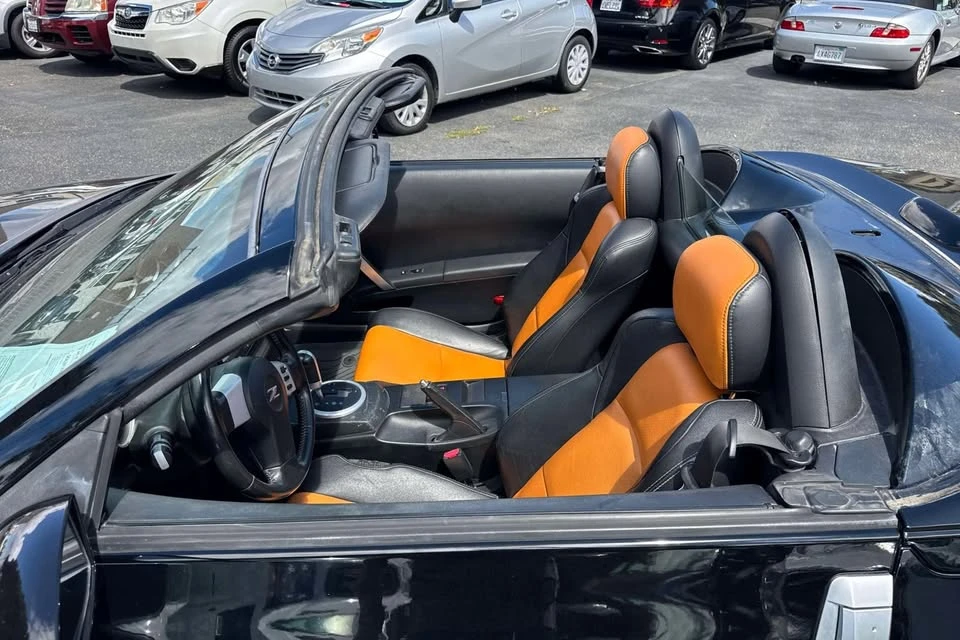2005 Nissan 350Z 5th Gen - Image 18 of 20