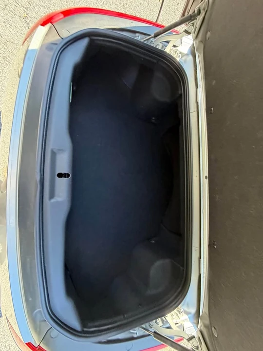 2005 Nissan 350Z 5th Gen - Image 11 of 16