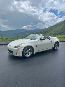 2005 Nissan 350Z Grand Touring Roadster 2D