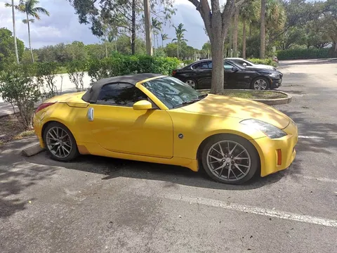 2005 Nissan 350Z Grand Touring Roadster 2D