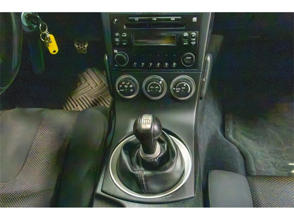 2005 Nissan 350Z 5th Gen - Image 27 of 31