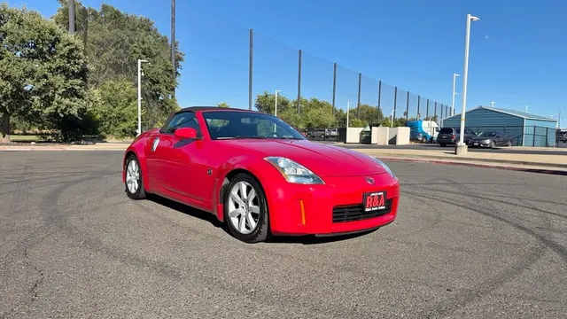 2005 Nissan 350Z Enthusiast Roadster