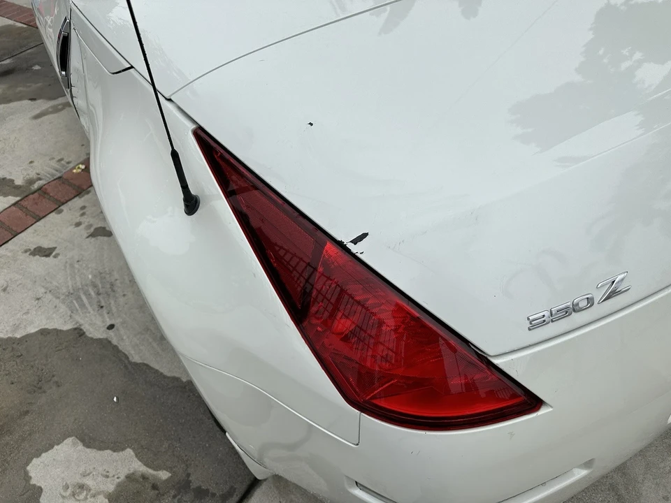 2005 Nissan 350Z 5th Gen - Image 11 of 20