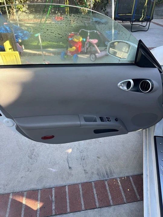 2005 Nissan 350Z 5th Gen - Image 17 of 20