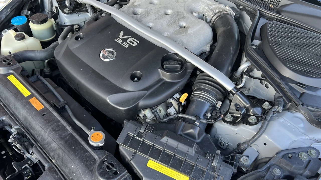 2005 Nissan 350Z 5th Gen - Image 7 of 10