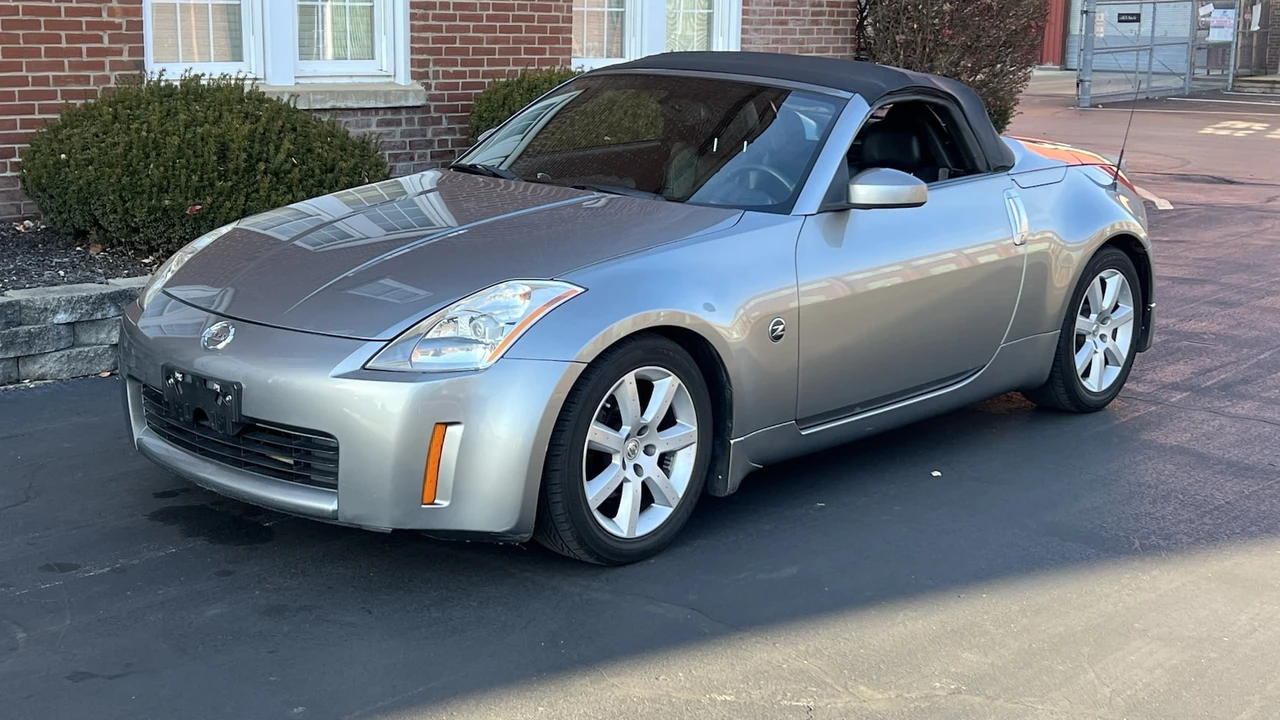 2005 Nissan 350Z 5th Gen - Image 8 of 10