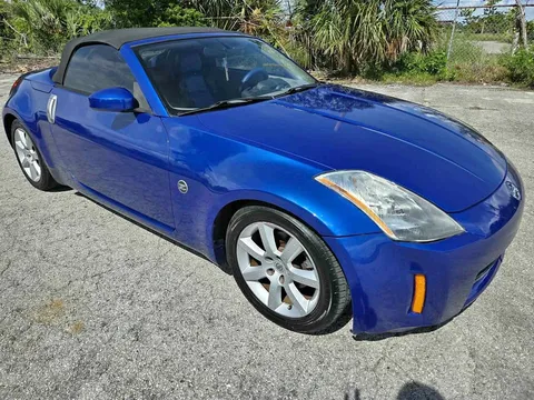 2005 Nissan 350Z Touring Coupe 2D