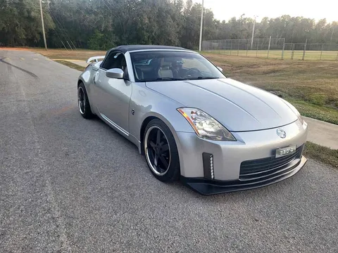 2005 Nissan 350Z Touring Coupe 2D