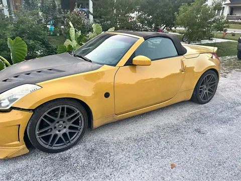 2005 Nissan 350Z Touring Coupe 2D