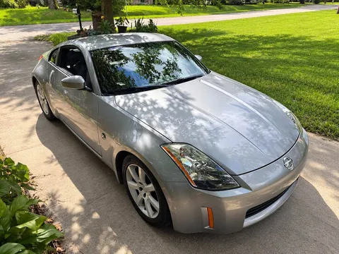 2005 Nissan 350Z Touring Coupe 2D