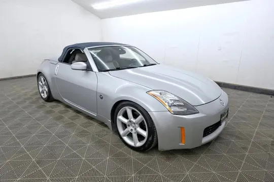 2005 Nissan 350Z Touring Roadster 2D