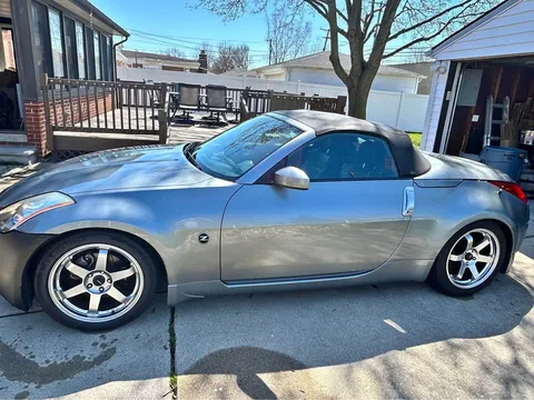 2005 Nissan 350Z Touring Roadster 2D