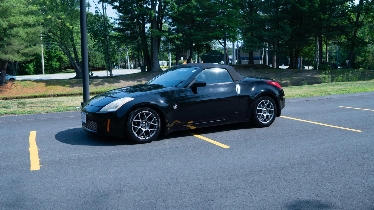 2005 Nissan 350Z 5th Gen - Image 7 of 31