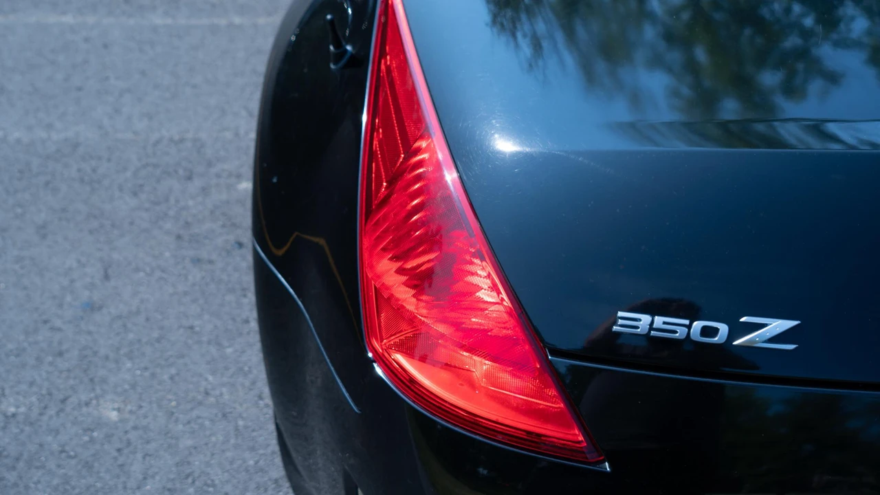 2005 Nissan 350Z 5th Gen - Image 24 of 31