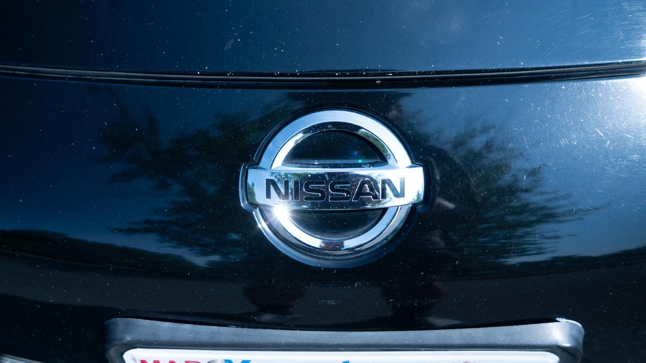 2005 Nissan 350Z 5th Gen - Image 16 of 31