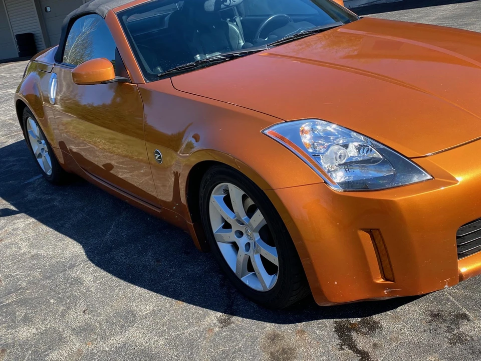 2005 Nissan 350Z 5th Gen - Image 17 of 31