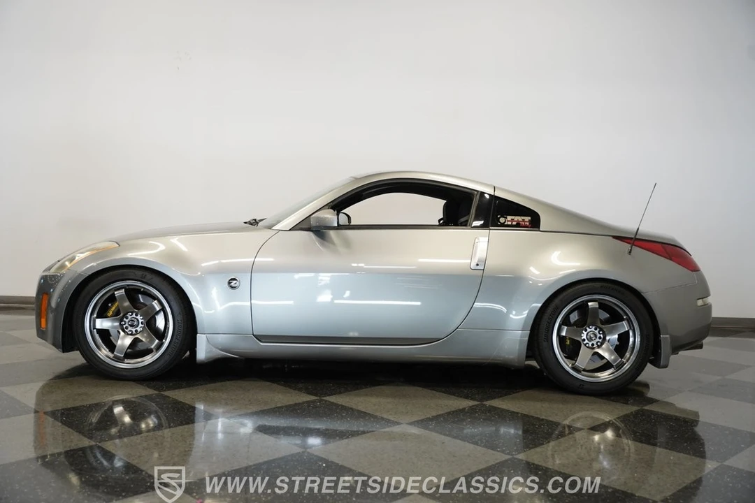 2005 Nissan 350Z 5th Gen - Image 3 of 12
