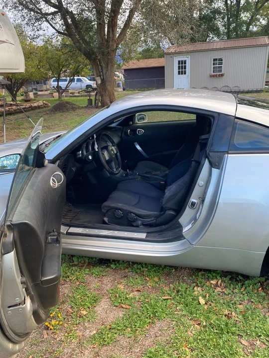 2005 Nissan 350Z 5th Gen - Image 4 of 9