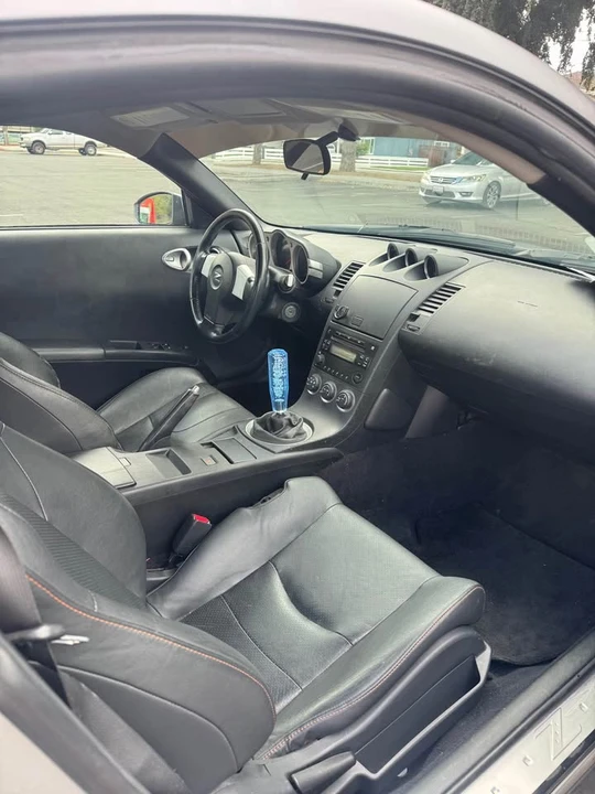 2005 Nissan 350Z 5th Gen - Image 5 of 10