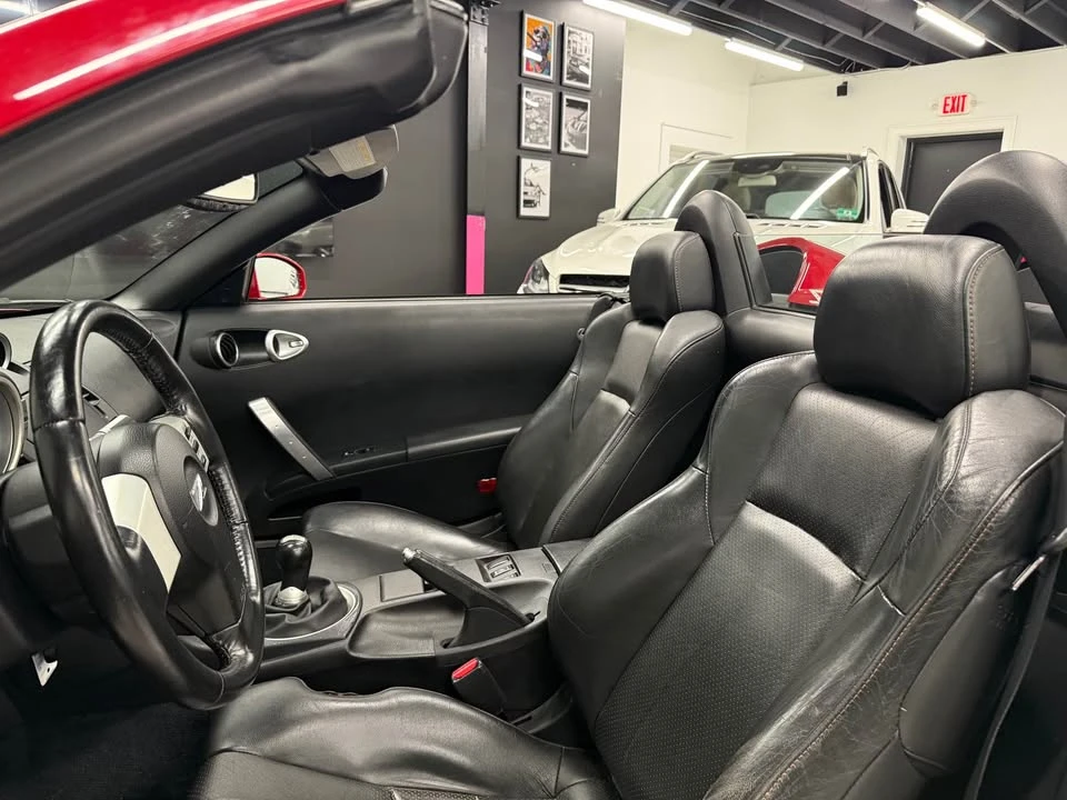 2005 Nissan 350Z 5th Gen - Image 4 of 10