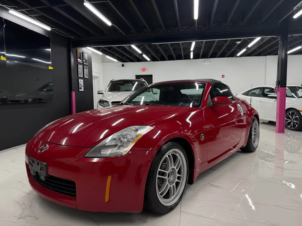 2005 Nissan 350Z 5th Gen - Image 2 of 10