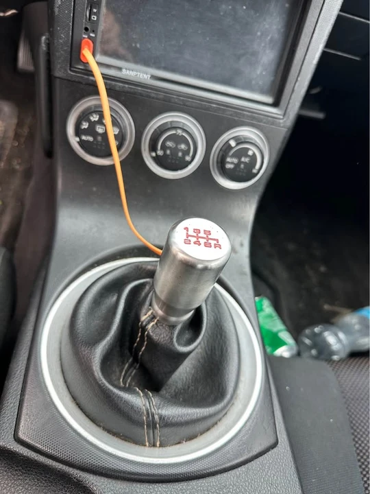 2005 Nissan 350Z 5th Gen - Image 8 of 20