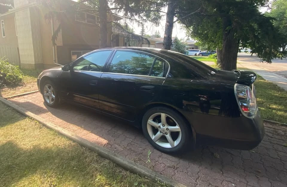2005 Nissan Altima 3rd Gen - Image 4 of 4