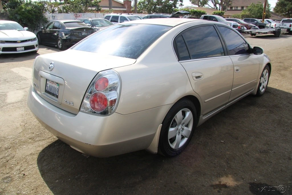 2005 Nissan Altima 3rd Gen - Image 6 of 21