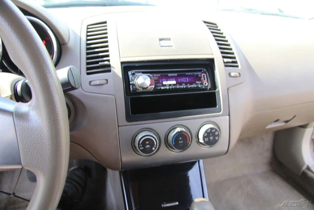 2005 Nissan Altima 3rd Gen - Image 14 of 21