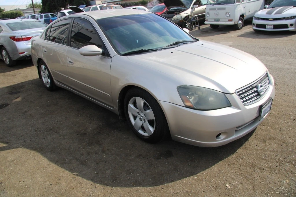 2005 Nissan Altima 3rd Gen - Image 8 of 21