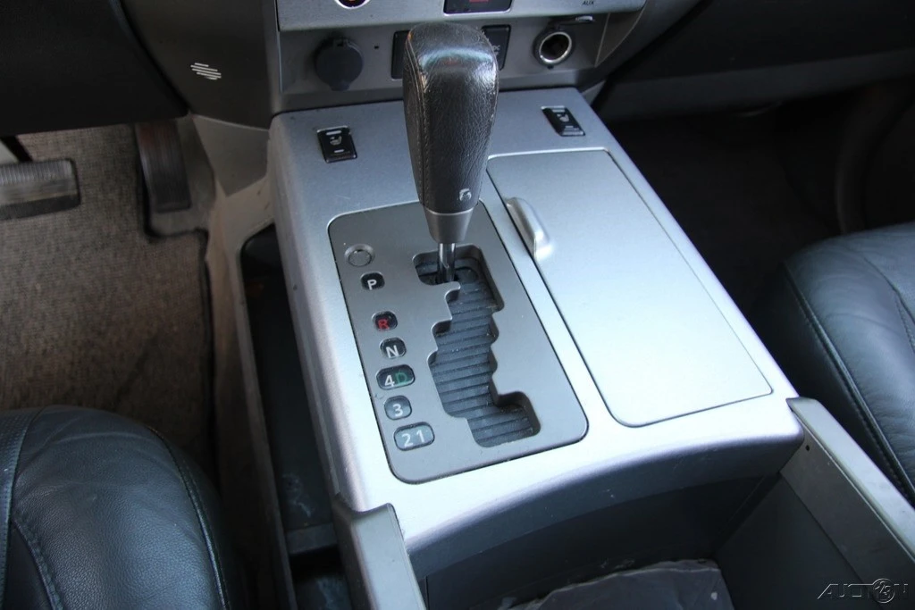 2005 Nissan Armada - Image 20 of 21