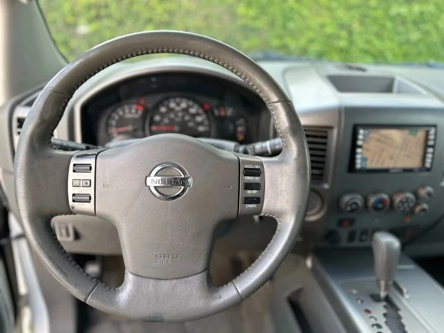 2005 Nissan Armada - Image 14 of 21